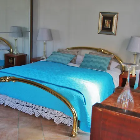 Guest house Grazie Mille - Charming Escape Perledo