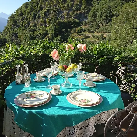 Gasthuis Grazie Mille - Charming Escape Perledo